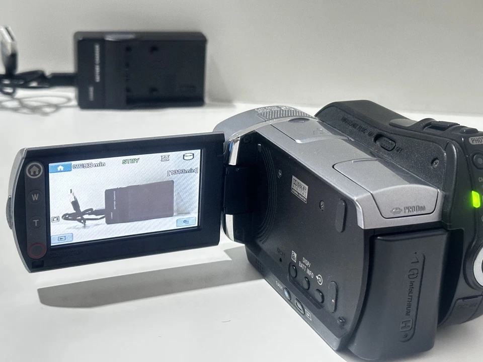 Sony Hanydcam DCR-SR75E Touchscreen Camcorder HDD 60GB - Tested - Image 2 of 4