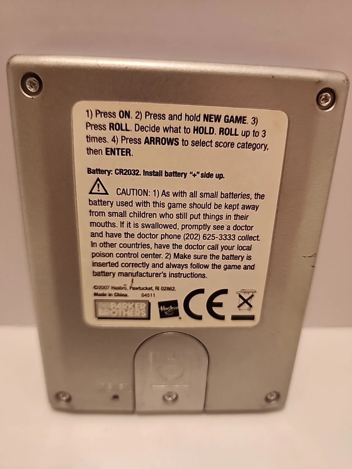 Yahtzee 手持电子骰子游戏 Parker Brothers 2007 - 白色 - 可正常工作 — 第 3/4 张图片