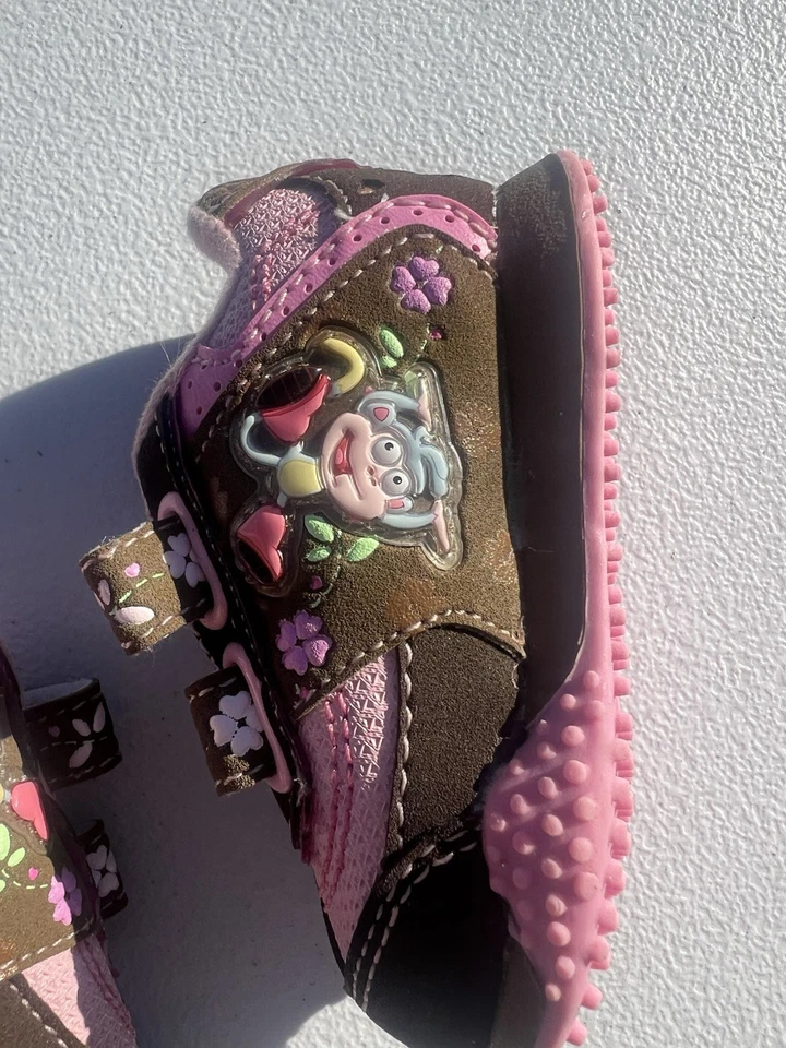 Zapatos Nickelodeon Dora la Exploradora 2010 marrón y rosa Dora niños talla 2 Foto 2 de 4