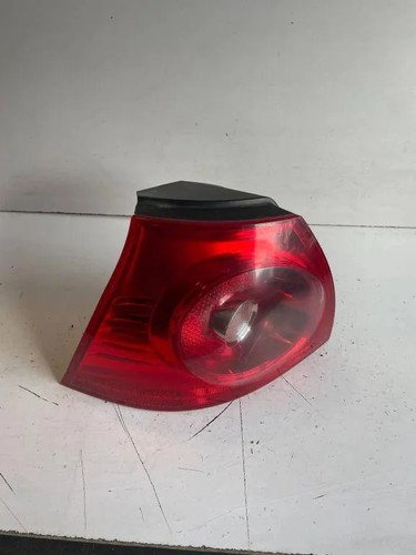 VW GOLF V 1K1 Rücklicht hinten rechts A01324175 1K6945095N 028490102 34679346