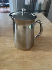 46386 VOLLRATH Stainless Steel Pitcher W Lid  16 oz 2 Cups Unused