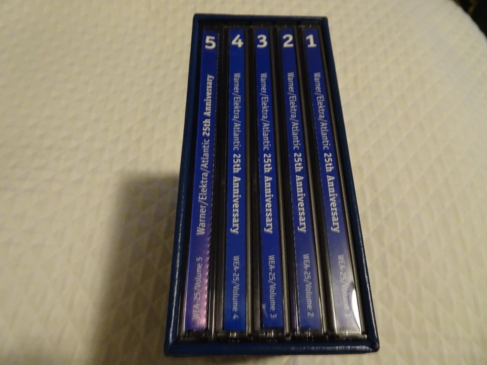 metallica wea 25th anniversary promo 5 cd box set - Image 2 of 4