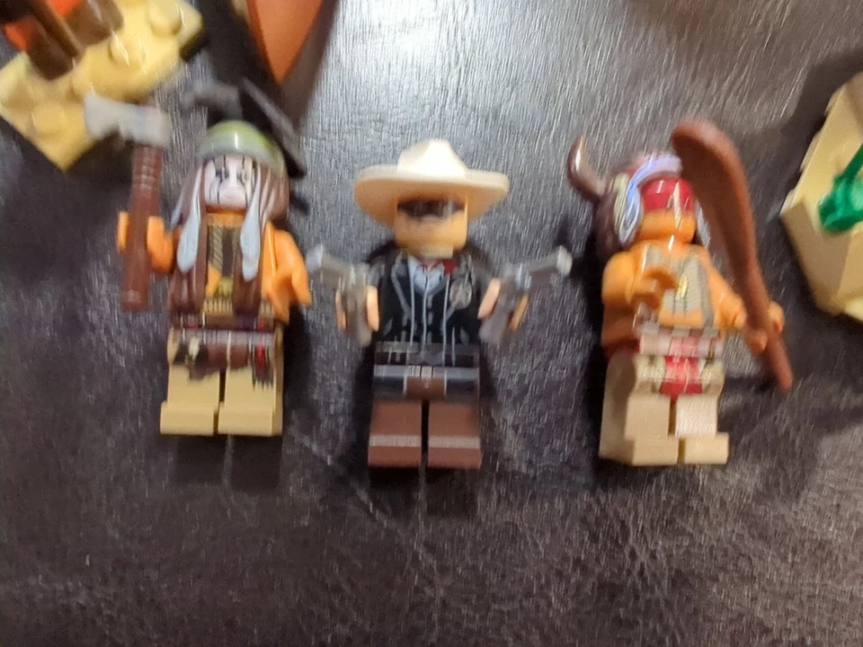 LEGO Одинокий рейнджер: лагерь команчей (79107) 99-100% полный все фигурки без коробки/человек - Изображение 2 из 4