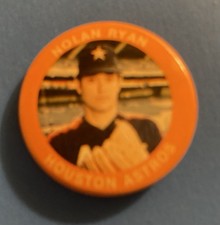 1984 NOLAN RYAN Fun Foods Baseball Button Houston Astros Pin #109