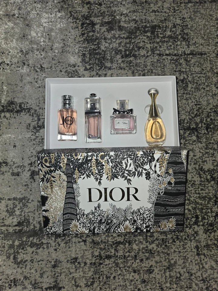 Miss Dior Perfume Sample Set Gift Box 1.02FL 30ml New and unopened USA - Image 2 of 4