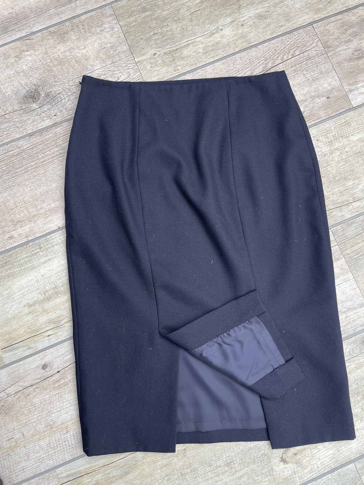 Ladies Hobbs Navy Skirt size 10 smart professional business attire
