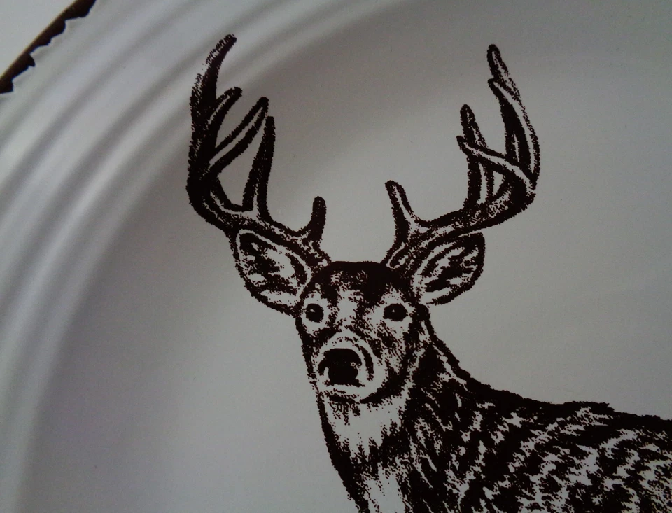 Plato grande de 14" para servir carne de filete de cerámica con patrón de ciervo redondo tallado con volantes Foto 2 de 4