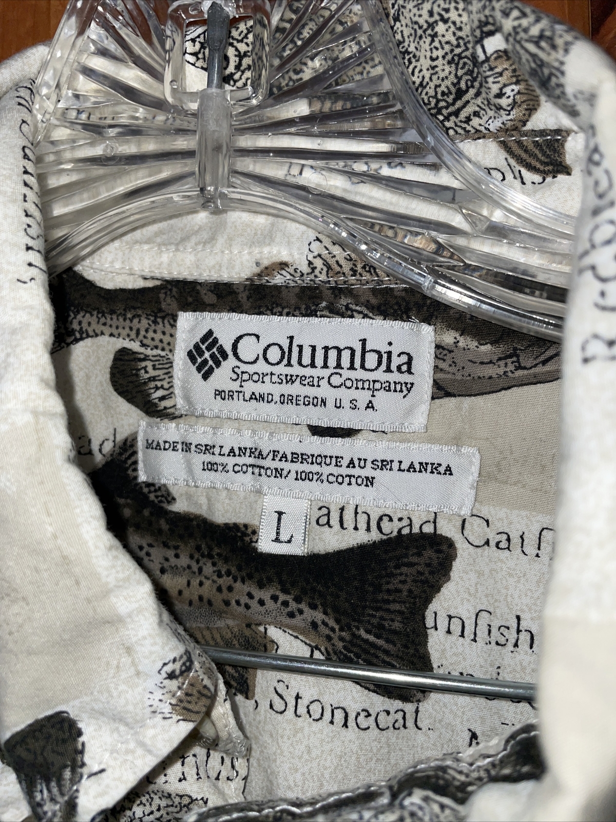 Columbia Button Down Size L Fish Pattern - image 3