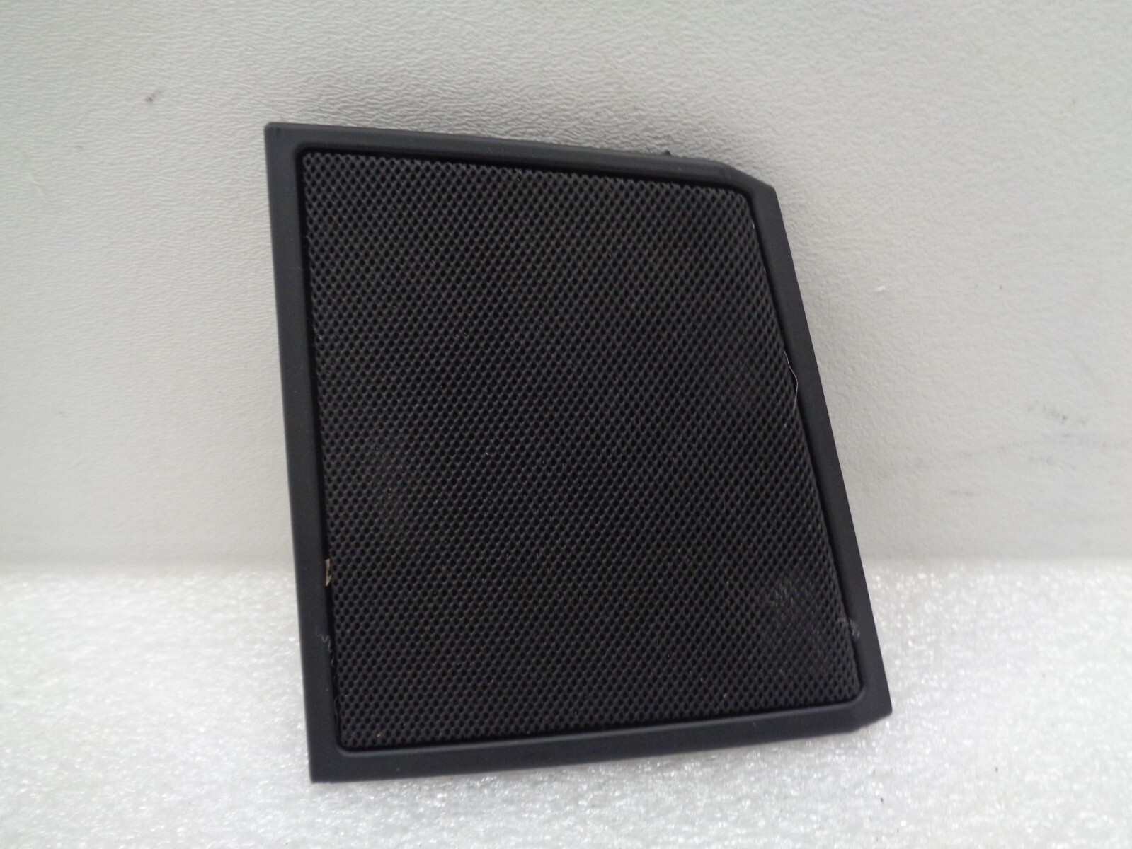 14-17 Maserati Ghibli Front Left Driver Dash Tweeter Speaker Cover OEM AK2308327