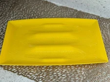2010 Hutzler Corn On The Cob Yellow Plastic Serving Tray