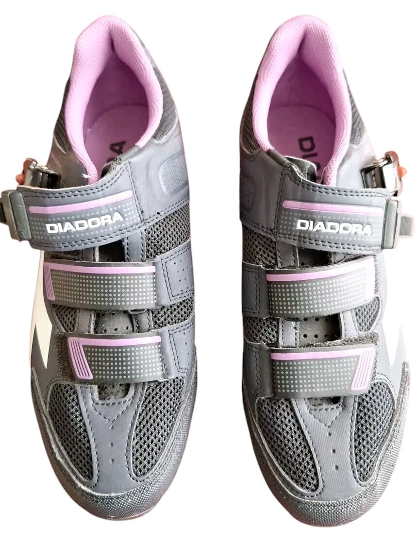 Chaussures Cyclisme Diadora Femme - Argentées - Pointure US 10 / EU 42 - Occasion Bon état