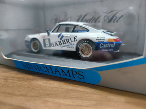 Minichamps 1/43 Porsche 993 ADAC GT Cup 1994 430 946109 - Picture 3 of 7