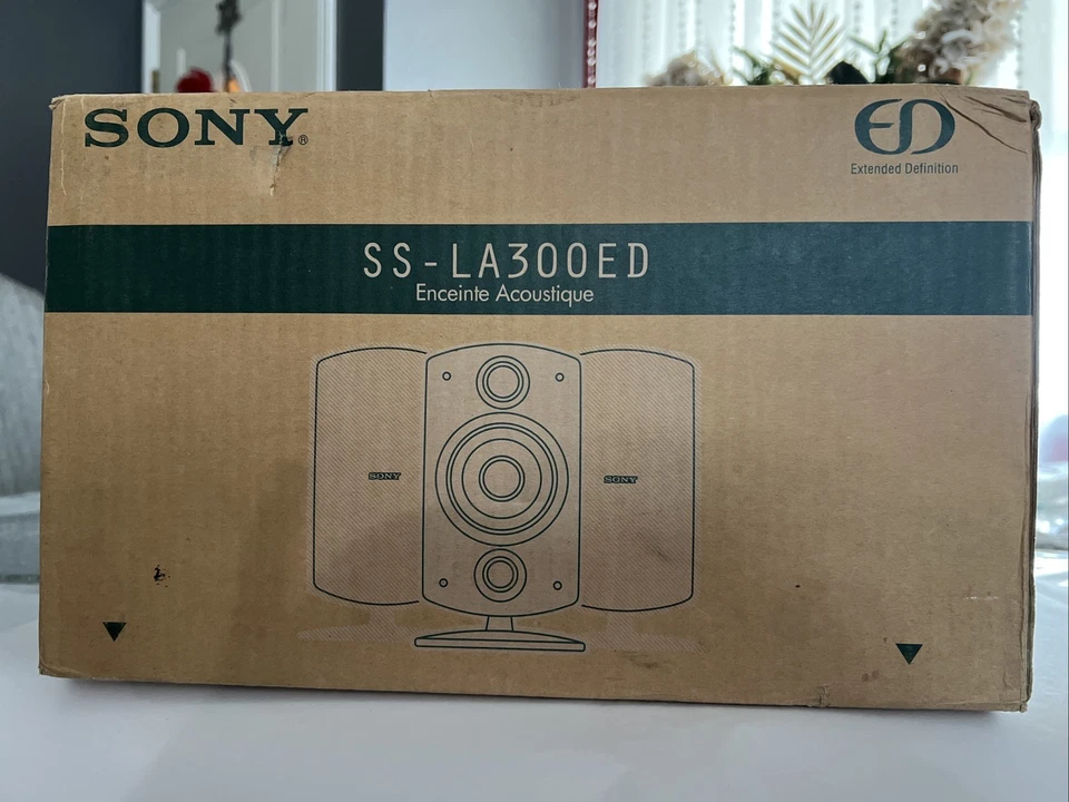 Sony SS-LA300ED Ultimate Luxury Speakers System~Silver Metal With Stand ( Each ) - Image 4 of 4