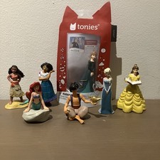 Lot Of 8 Tonies Box Characters Girls Frozen Belle Ariel Moana Aladdin Princess