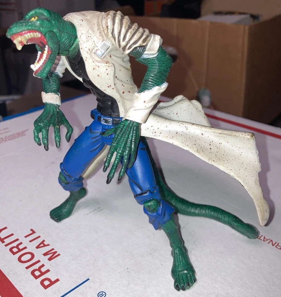 Экшн-фигурка MARVEL Spider-Man LIZARD Classic Lab Coat 6 дюймов Legends Toy Biz - Изображение 4 из 4