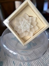 Modern Floating Glass Bowl by Partylite w/Lil...