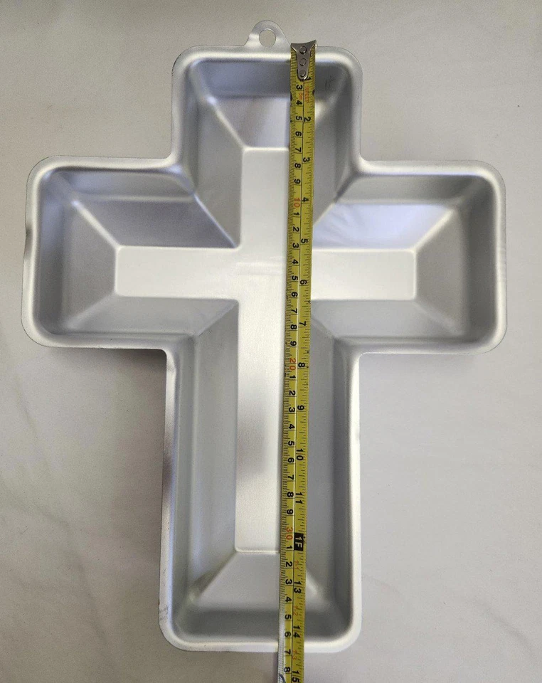 Wilton Cross Cake Pan, Pastel de Pascua, Pastel de Primera Comunión Foto 3 de 4