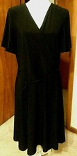 Ashley Graham Beyond Size Large Little Black Short Sleeve Dress Tie at Wai