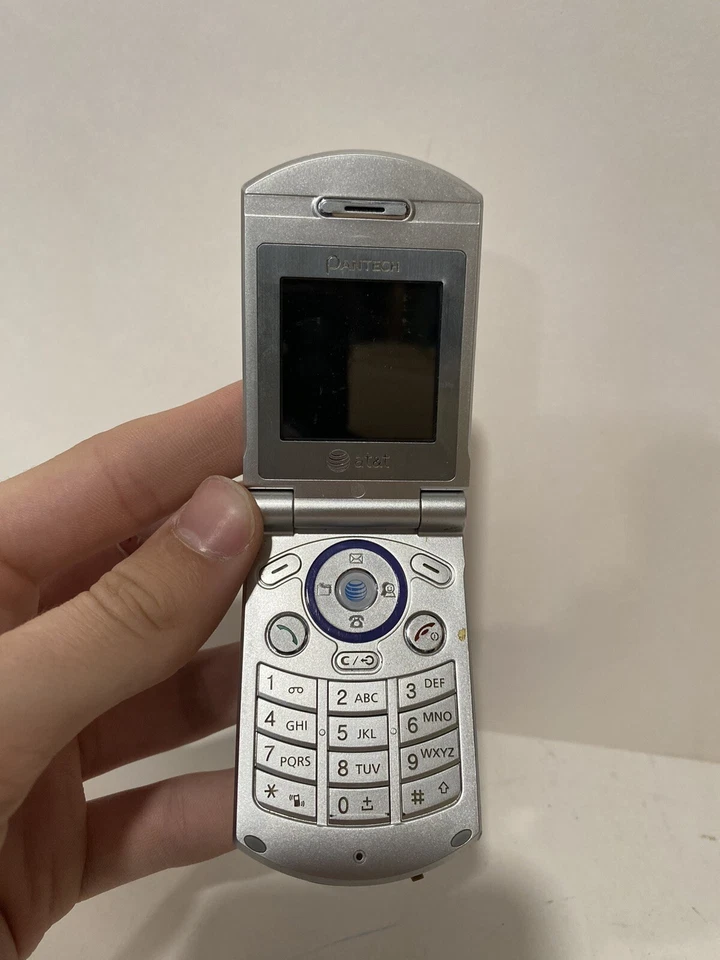 Pantech PG-C300 - Silver (AT&T / Cingular)  Tiny Flip Phone Rare - Image 3 of 4