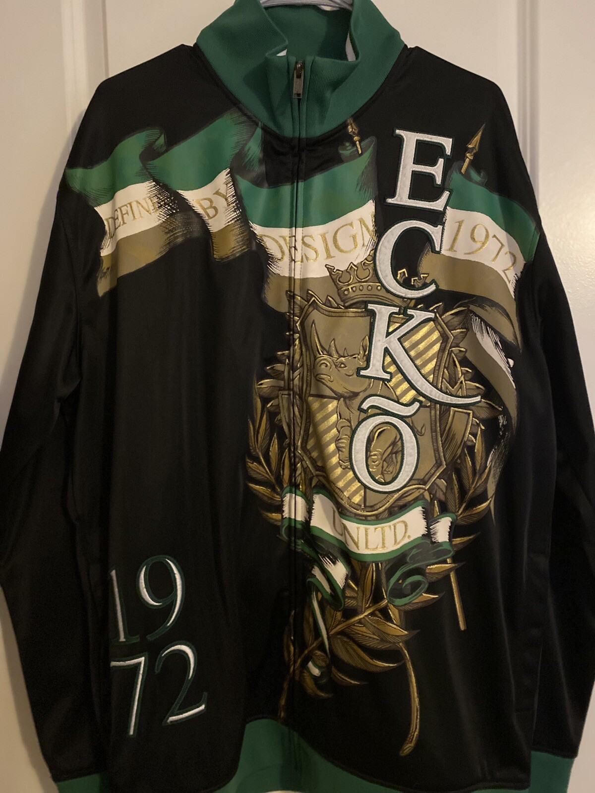 echo track jacket - image 1