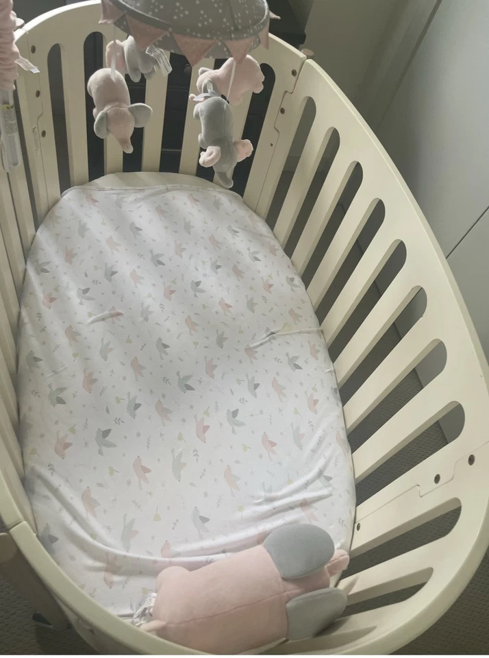 Boori Oval Baby Cot - image 2 of 4