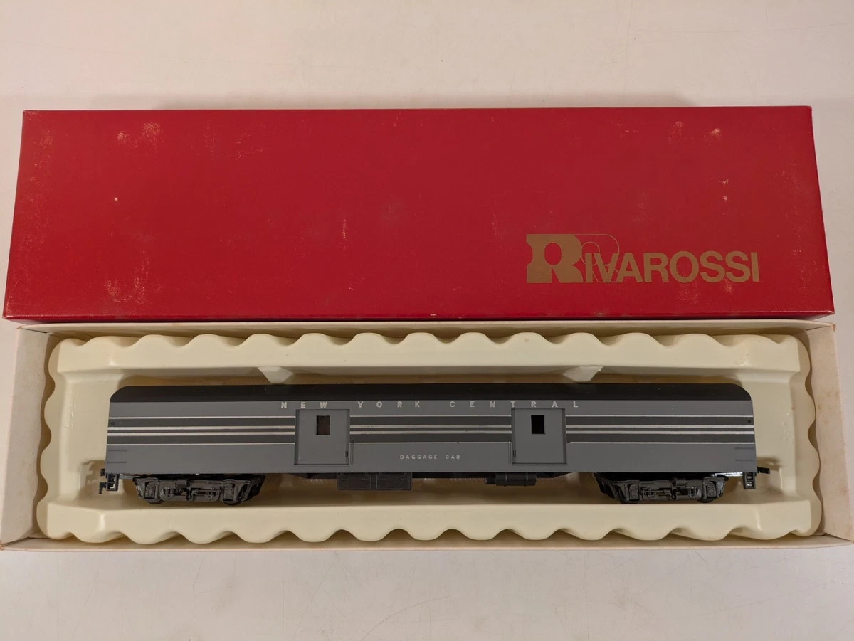 AHM Rivarossi 6403-CW Fourgon Postal 1930 – Train HO RPO Car 72FT C&NW – Occasion Comme Neuf