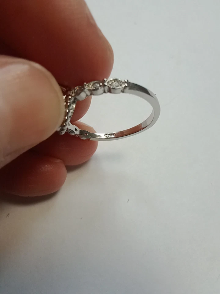 Anillo de plata de ley de ópalo de fuego blanco talla 8 Foto 4 de 4
