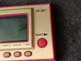 Junk, Broken Vintage Nintendo Game & Watch Helmet LSI Screen /tested-f1003-