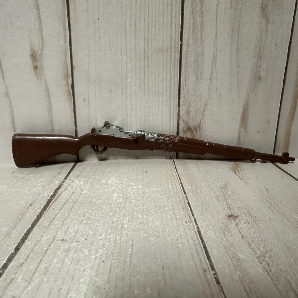 Vintage GI Joe Guns & Accessories Lot Rifle Shovel Ski Boot Welding Mask - Image 2 of 4