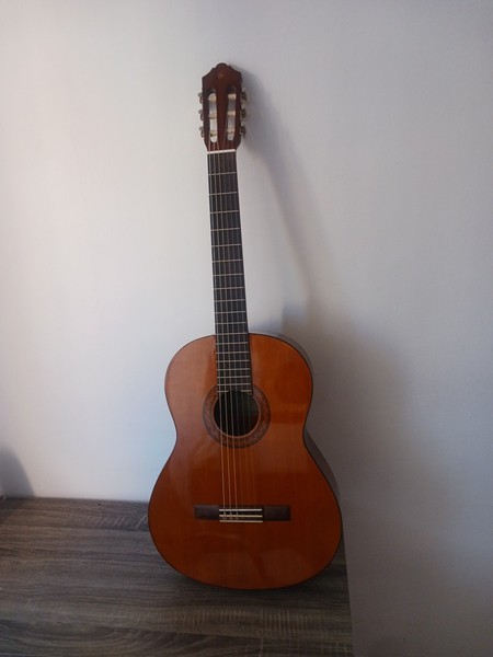 GUITARRA YAMAHA C40