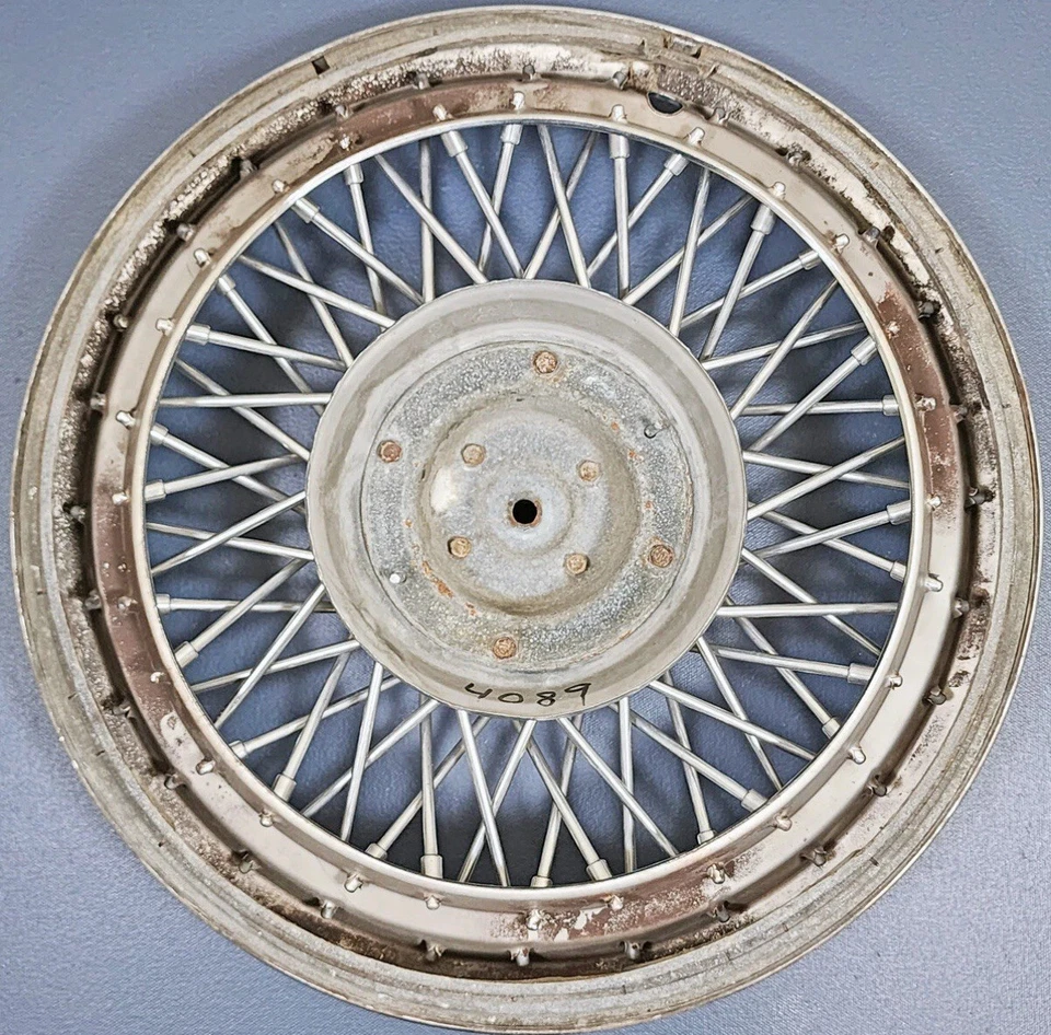 Oldsmobile 88 98 y Custom Cruiser # 4089 14" tapacubos de cable 22524159 1981-1990 de colección Foto 2 de 2