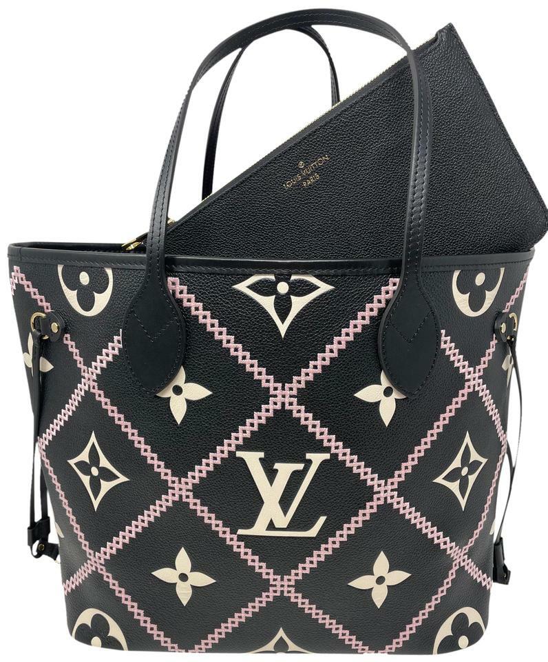 Louis Vuitton バムバック　エンボス　ブラック Women's Black Leather Zip Wallet - Clémence Empreinte | LOUIS