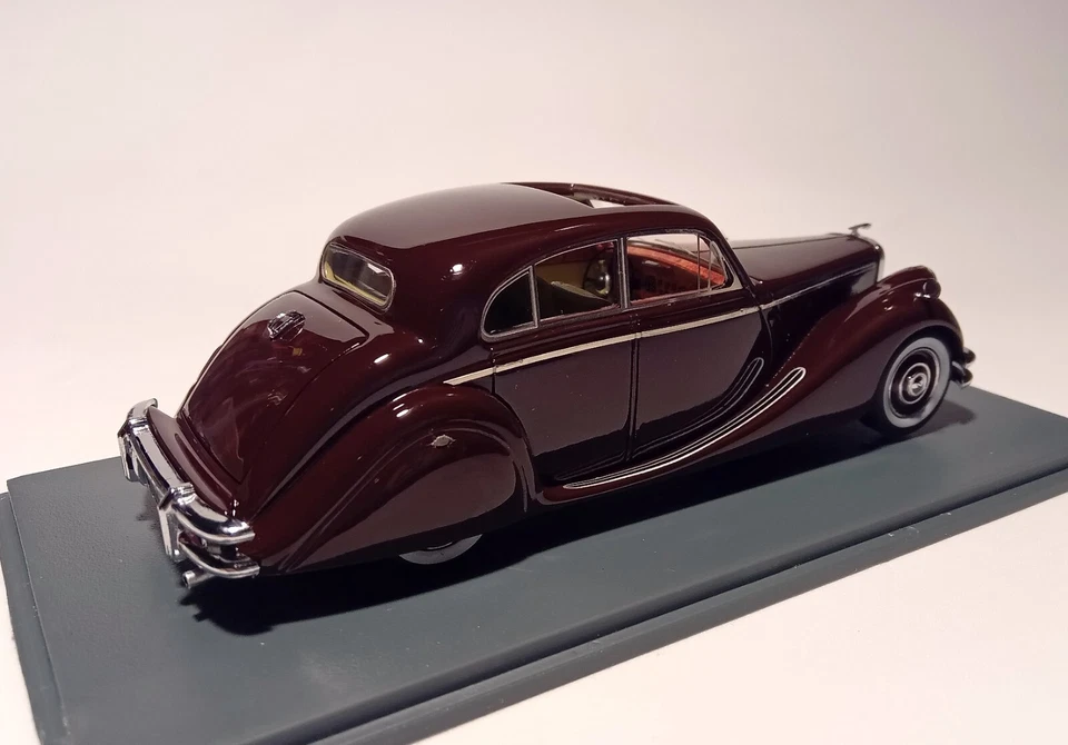 JAGUAR MK V - Neo Scale Models 1:43 - Immagine 4 di 4