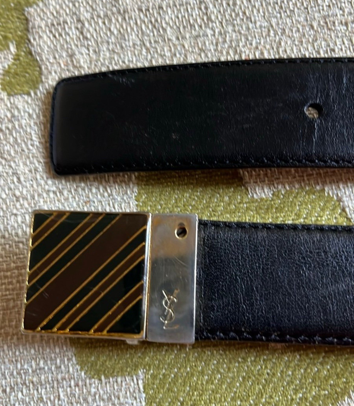 Cintura Yves Saint Laurent YSL in pelle nera vintage unisex