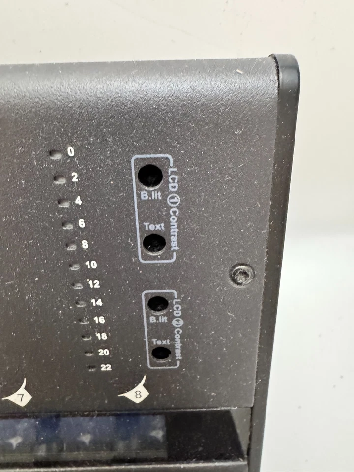 Icon QCon Pro XS DAW Controller Extender Motorfader Mixer Studio - Bild 2 von 4