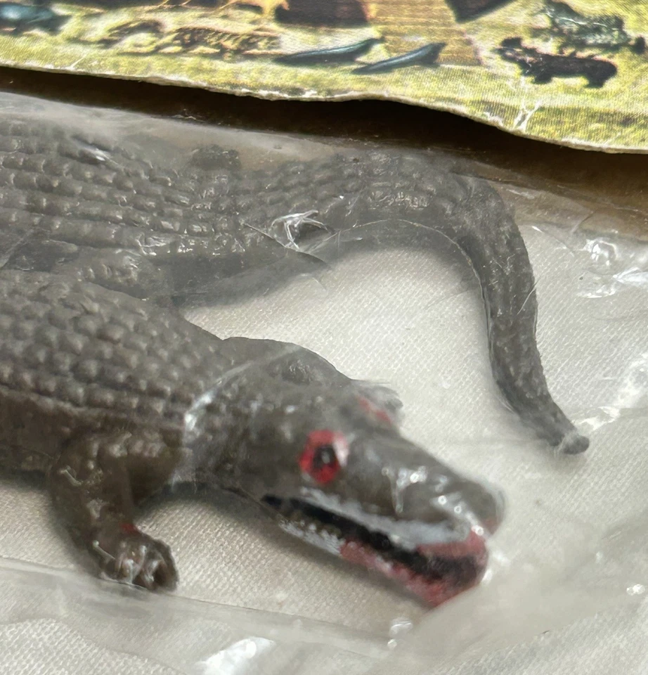 Bolso sellado vintage Arco Ark nuevo juguete animales dos caimanes Hong Kong Foto 2 de 4