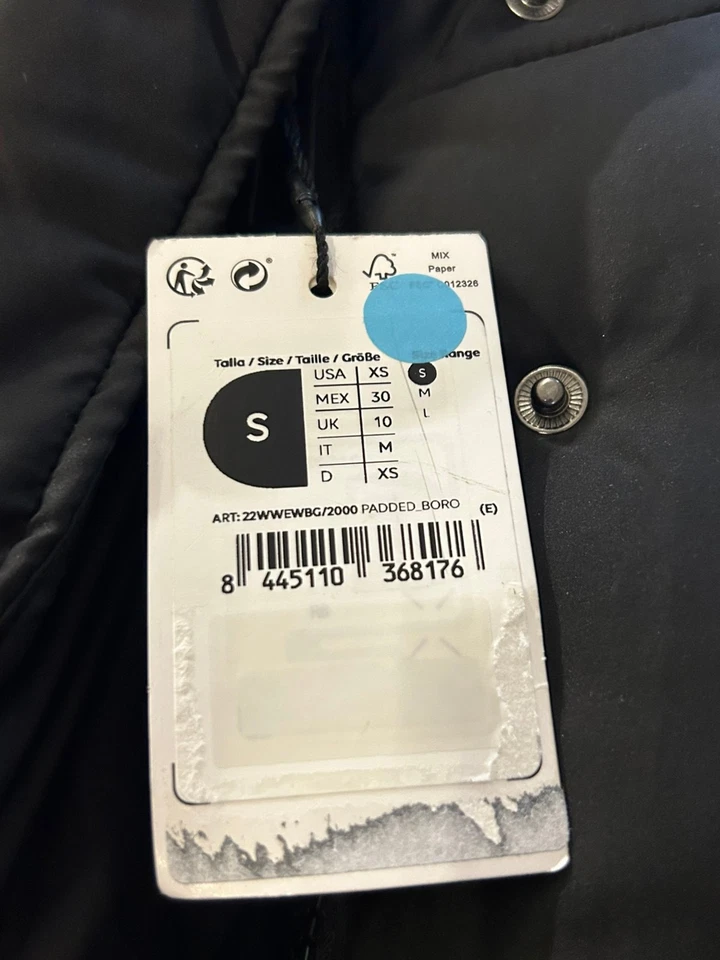 Desigual Women's Jacket Size S Oversize Padded Jacket 22WWEWBG - Image 4 of 4