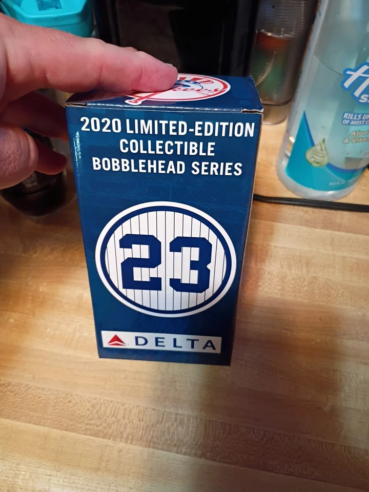 Bobblehead Don Mattingly 2020 edición limitada NY Yankees Delta coleccionable 1 nuevo Foto 4 de 4