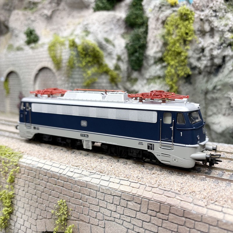 Locomotive électrique E10 384 numérique sonorisée pour réseau ferroviaire HO