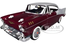 1957 CHEVROLET BEL AIR BURGUNDY & SILVER 1/24 DIECAST MODEL CAR MOTORMAX 73228