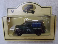 Chevron Commemorative Model RPM Standard Motor Oil 1939 Chevrolet Pickup England