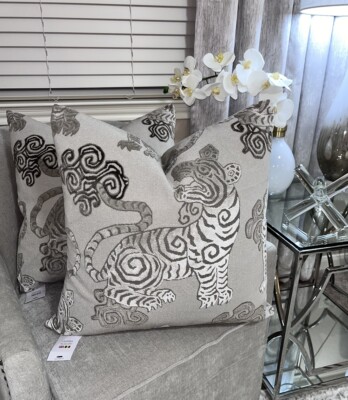 1-NWT CALDEIRA GRAY AKBAR TIGER DECORATIVE PILLOWS