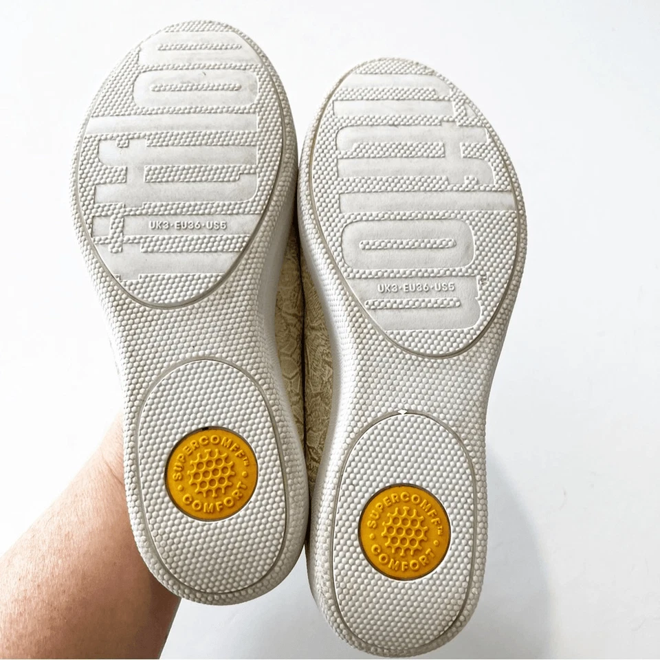 Plataforma de ballet FitFlop Varya flor oro pálido encaje talla 5 para mujer cómoda plana Foto 3 de 4