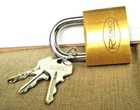 Solid Brass Cylinder 2 Piece Keyed Alike Padlock Set 1-5/8"  3 Keys Per Lock New — photo 8
