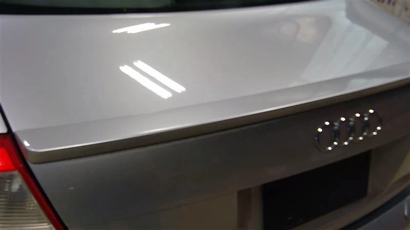 Alerón trasero plateado sedán a través de VIN 400000 para 04-05 AUDI A4 101713 Foto 2 de 4