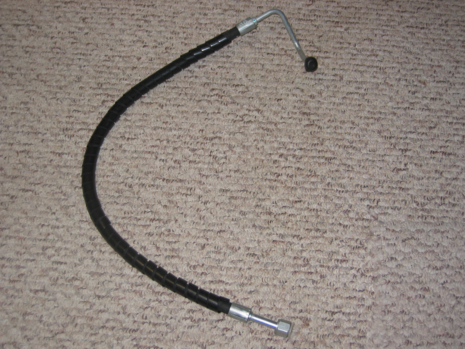 OEM Mahindra tractor Steering Hose Assy 007220858J91