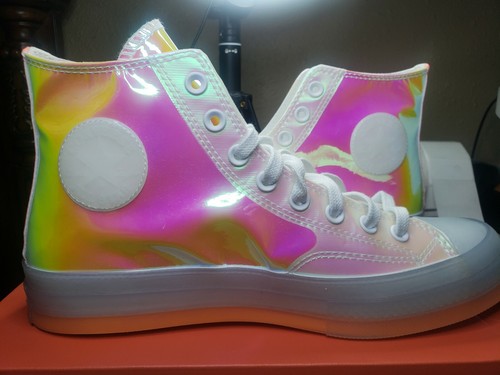 converse white iridescent