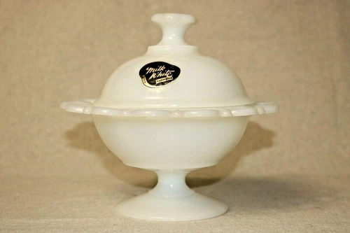 Vintage Anchor Hocking Milk Glass Old Colony Pedestal Compote Covered Candy Dish