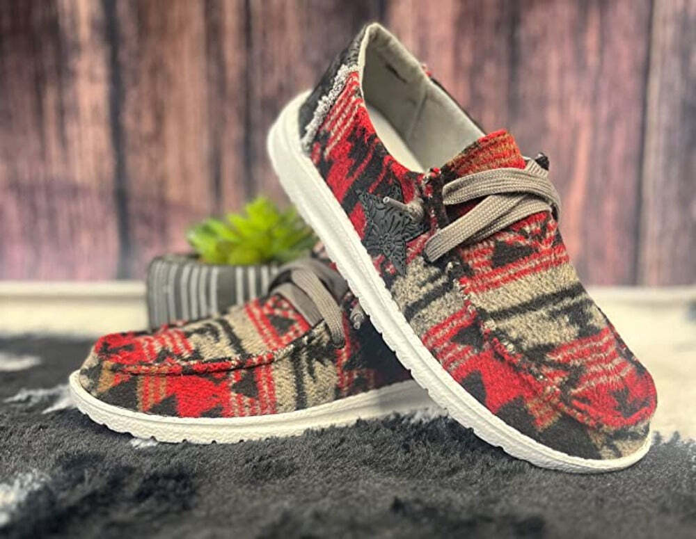 New! Women's Gypsy Jazz Black red AZTEC 'SAXTON' SLIP-ON SHOES