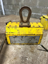 Columbus McKinnon TPM 20 Lifting Magnet 2000 kg / 2000kg Capacity.